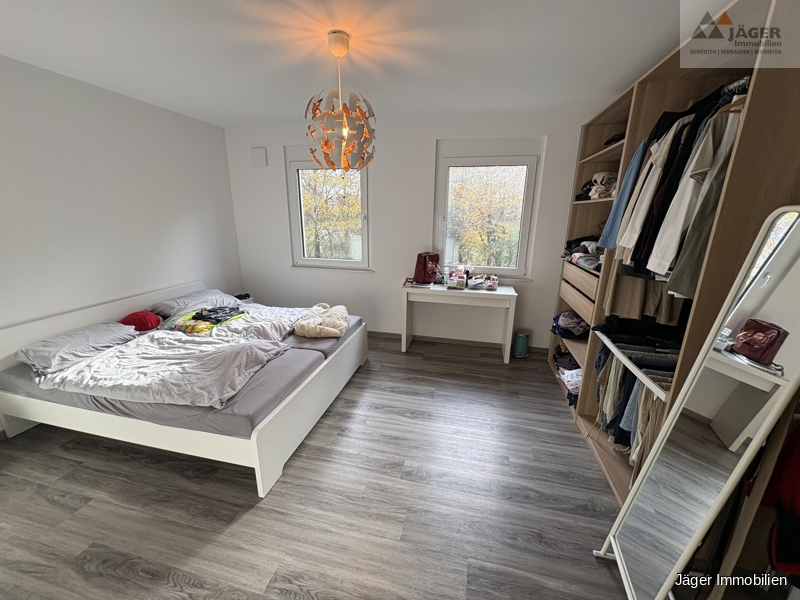 großes Schlafzimmer