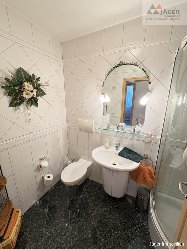 modernes Kinderbad