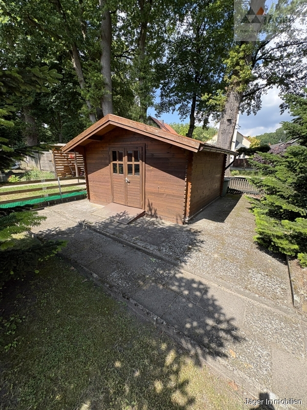 großes Gartenhaus