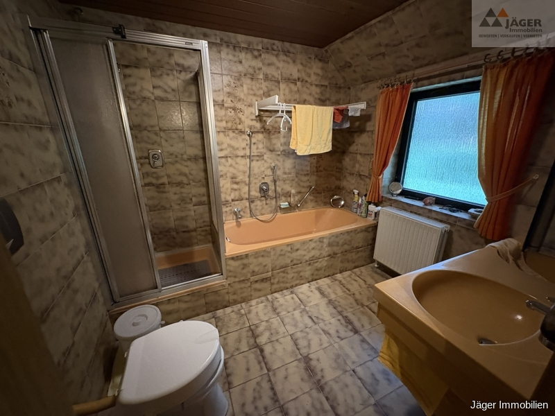 Badezimmer EG