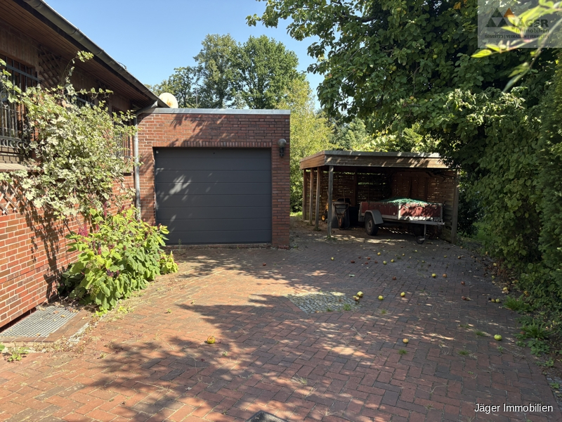 Garage und Carport