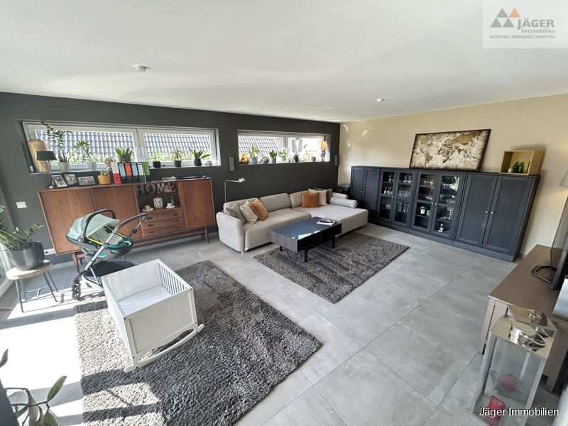 heller Wohnbereich 2