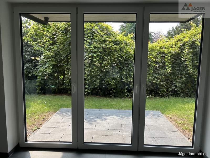 Erdgeschoss: neuwertige Wohnung mit EBK - Foto 4