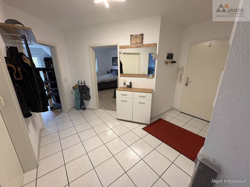 großer Eingangsflur