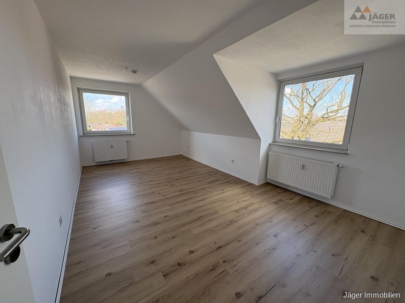 kurzfristig frei: schöne 3-Zi.-Whg mit Einbauküche - Photo 4