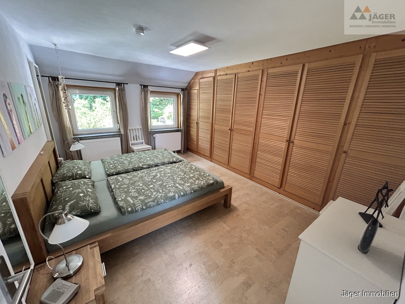 großes Schlafzimmer